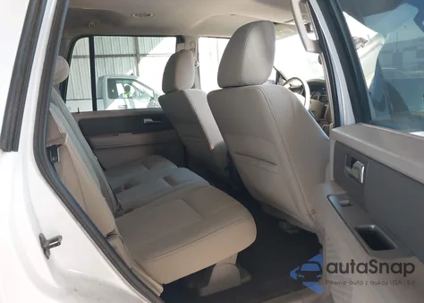 2011 Ford Expedition Xlt z USA, uszkodzony, nr VIN 1FMJU1H51BEF07926